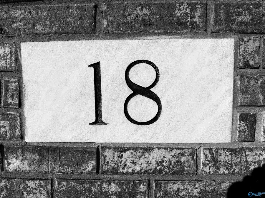 18 Jackson Way, Decatur, AL 35603 - Image #2