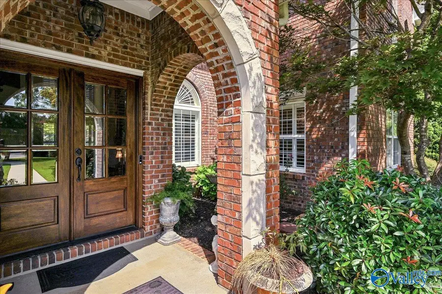901 Parkside Court, Decatur, AL 35601 - #3