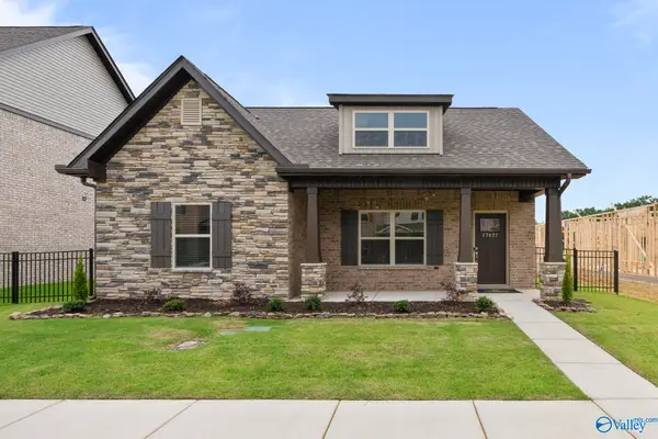 17407 Brooklawn Street, Athens, AL 35611