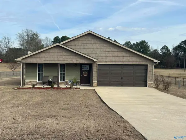 2801 Shady Cove W, Southside, AL 35907