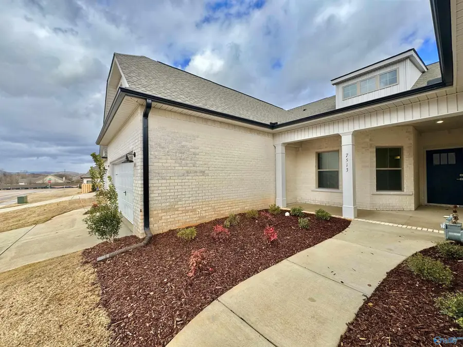 6075 Gardner Maples Drive, Owens Cross Roads, AL 35763 - Image #3