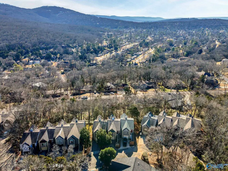 211 Knollridge Circle Se #2, Huntsville, AL 35801 - Image #3