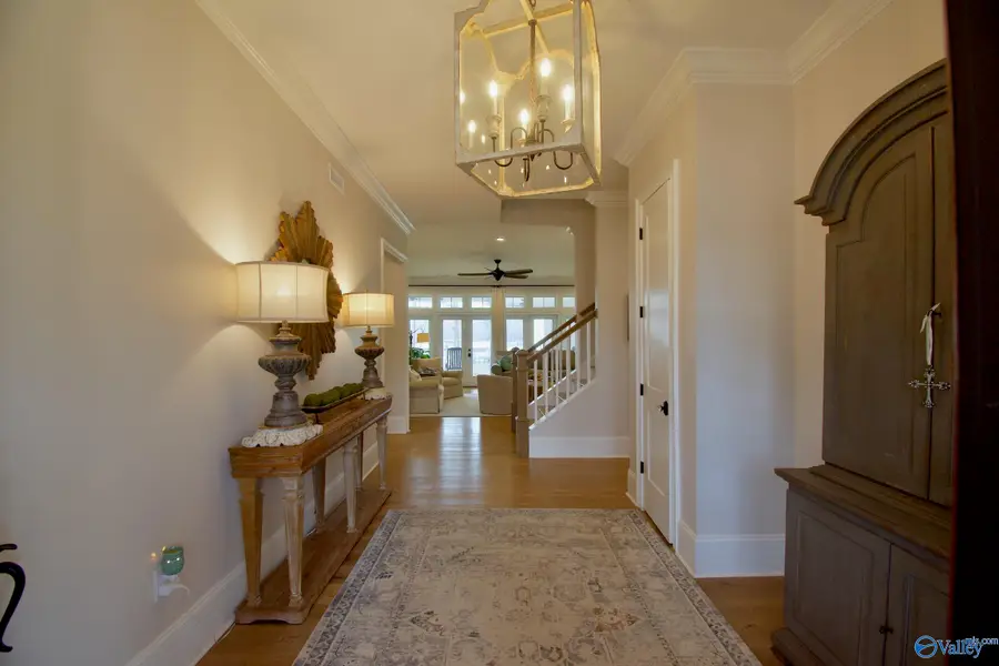 655 Goose Pond Island Drive, Scottsboro, AL 35769 - Image #2