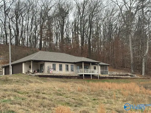 216 Fish Lane, Scottsboro, AL 35769