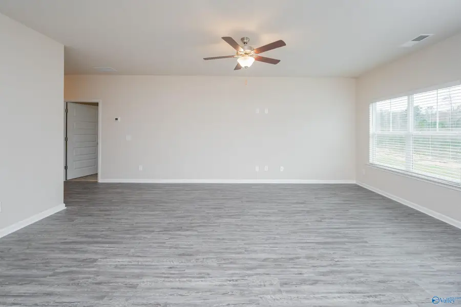 1234 Wicklow Circle, Athens, AL 35613 - #3
