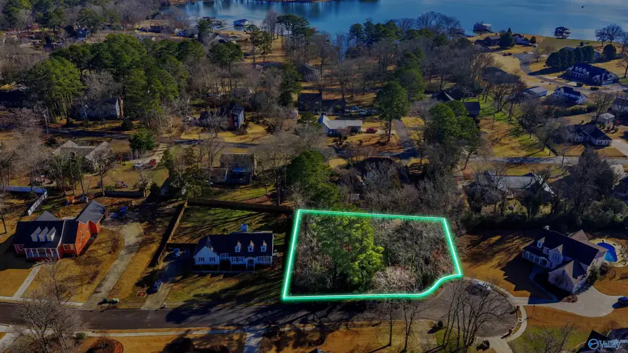 207 Willowchase Drive, Scottsboro, AL 35769 - Image #2