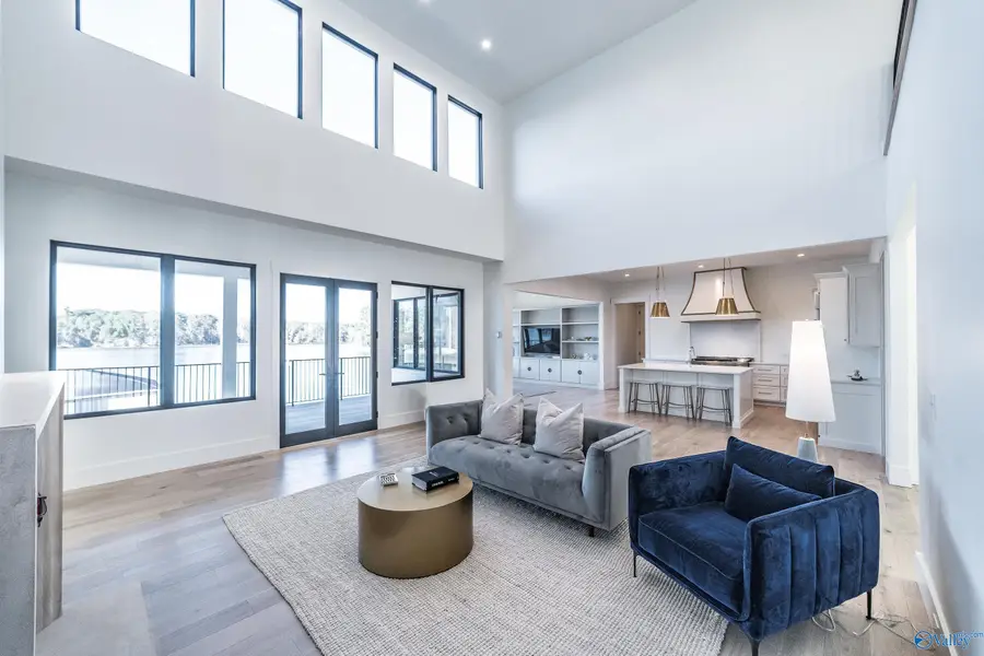 805 Goose Pond Island Drive, Scottsboro, AL 35769 - Image #3