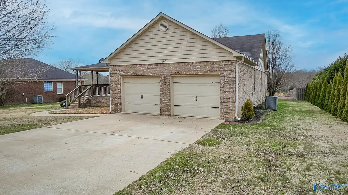 102 Compass Hill Circle, Toney, AL 35773 - Image #1
