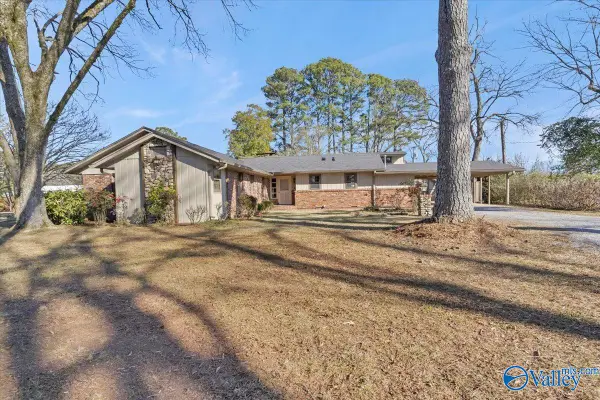 722 Denson Avenue Sw, Cullman, AL 35055