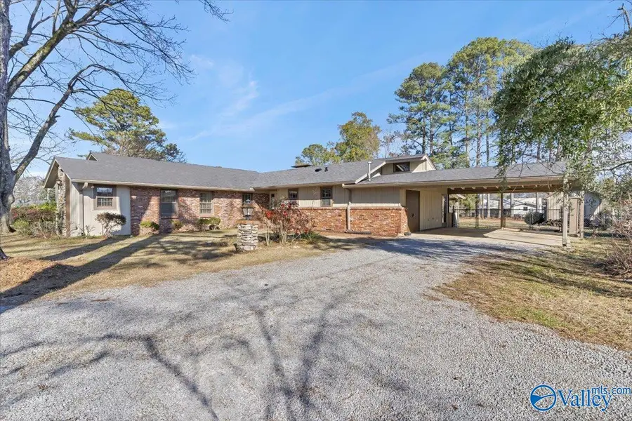 722 Denson Avenue Sw, Cullman, AL 35055 - Image #2