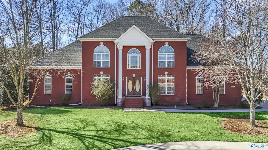 147 Misty River Lane Sw, Huntsville, AL 35824 - Image #2