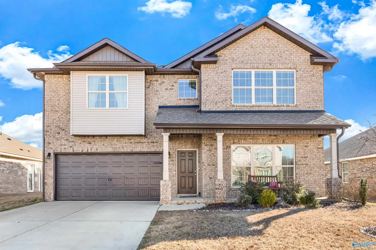 61 Sage Oak Drive, Decatur, AL 35603 - Image #1