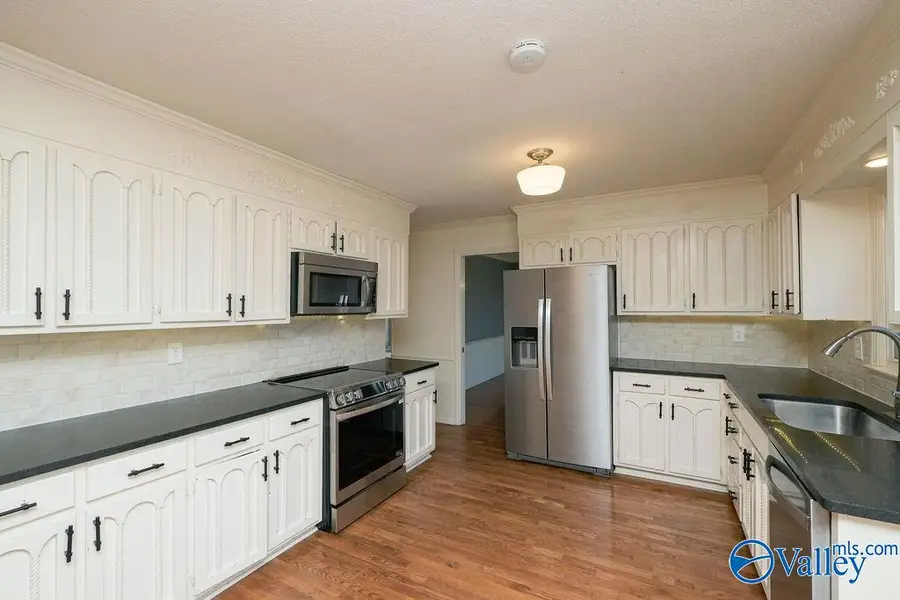 3103 SE Holly Hill Road Se, Huntsville, AL 35802 - Image #2