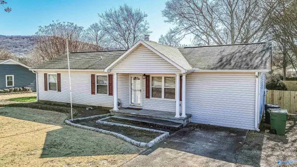 912 Mountain Gap Road, Huntsville, AL 35803