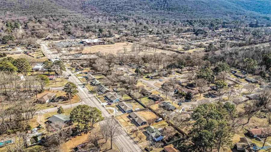 912 Mountain Gap Road, Huntsville, AL 35803 - Image #3