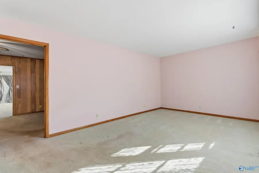 2107 Euclid Road Nw, Huntsville, AL 35810 - Image #3
