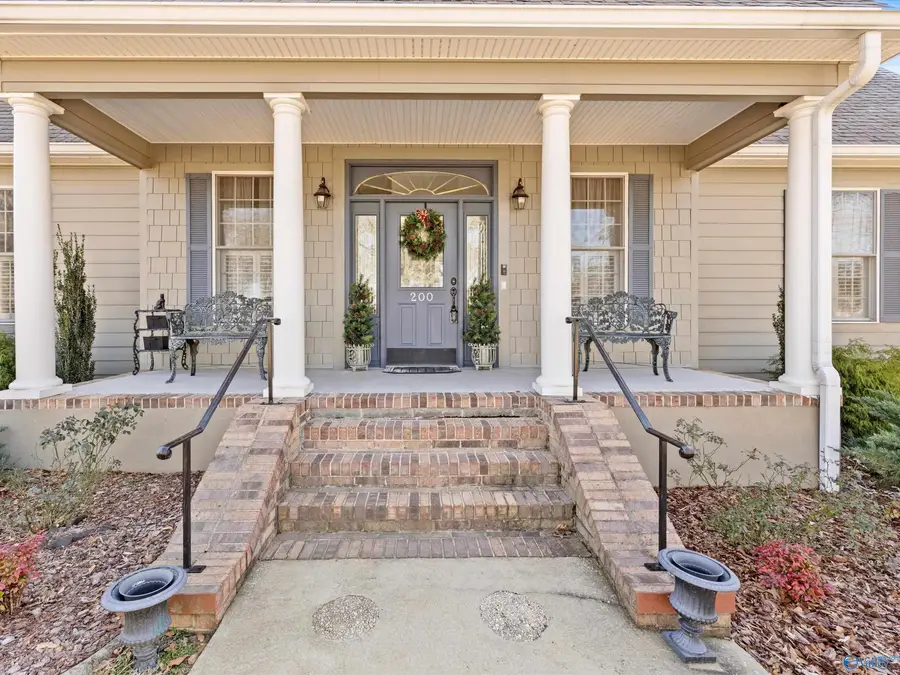 200 Canoe Creek Road, Rainbow City, AL 35906 - #3