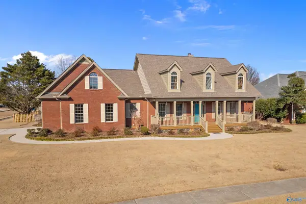 4901 Bridgehampton Road Se, Owens Cross Roads, AL 35763