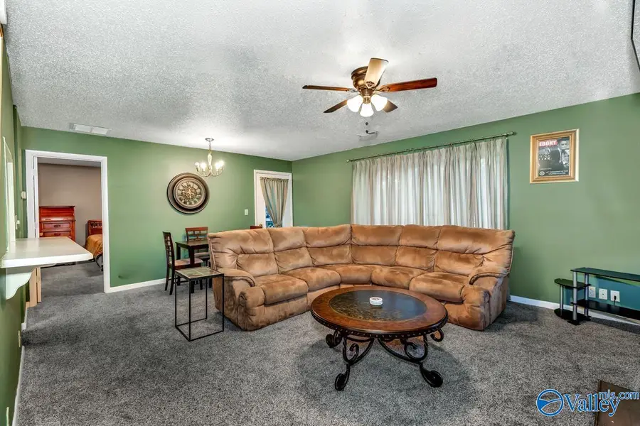 4952 Seven Pine Circle Nw, Huntsville, AL 35816 - #3