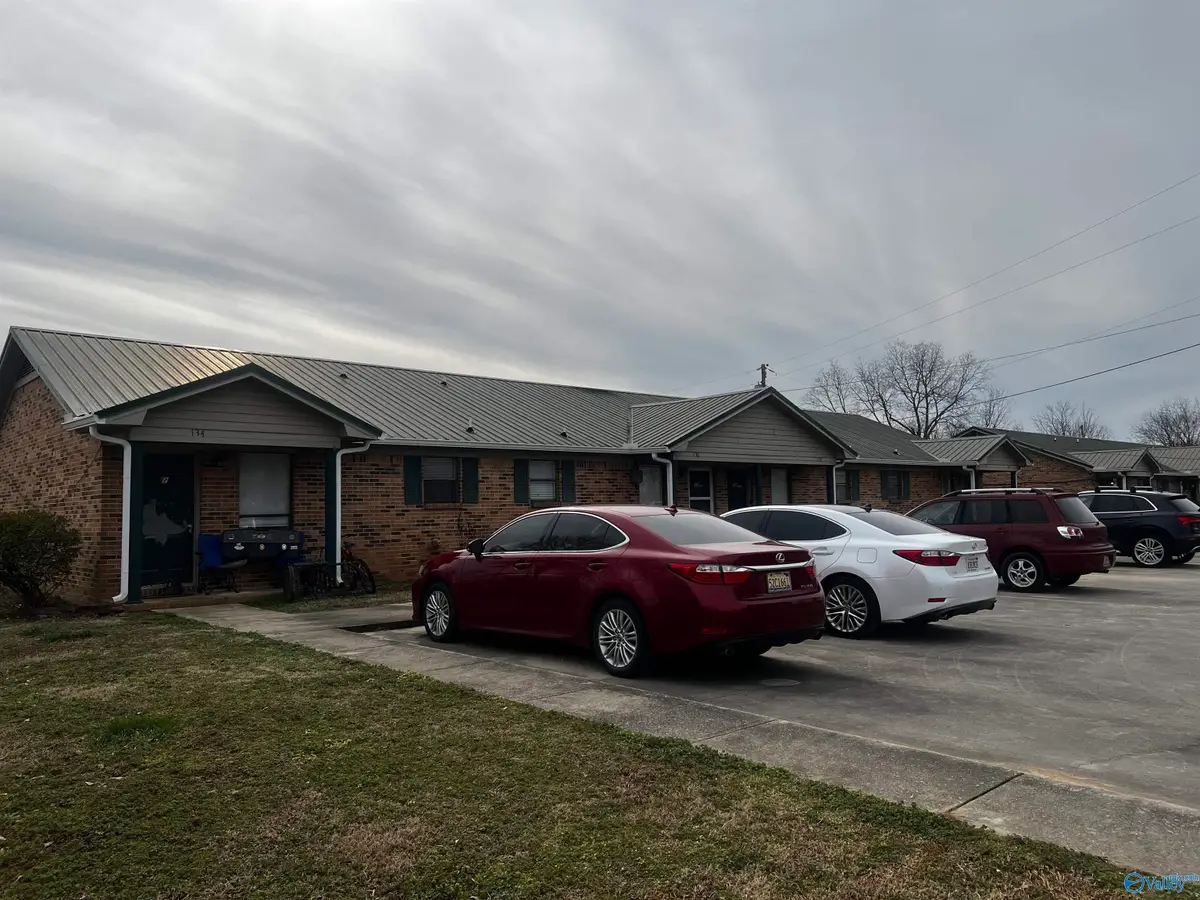 130 W West 3rd Street #4, Falkville, AL 35622 - Image #1