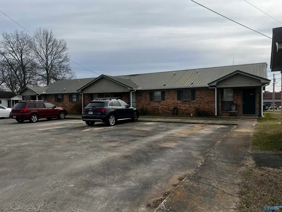 130 W West 3rd Street #4, Falkville, AL 35622 - Image #2