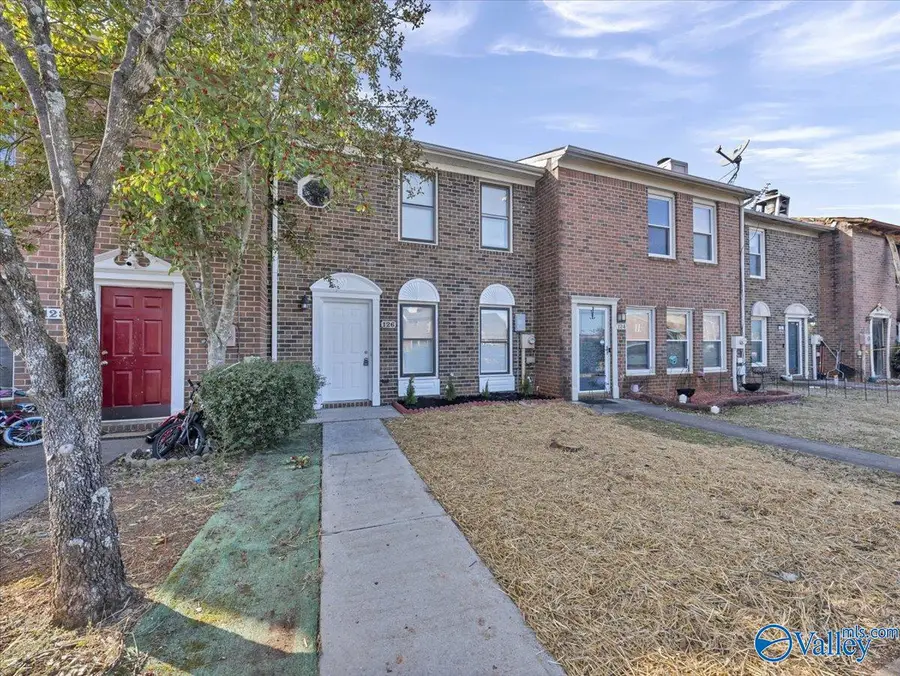 126 Cresent Circle, Madison, AL 35758 - Image #2