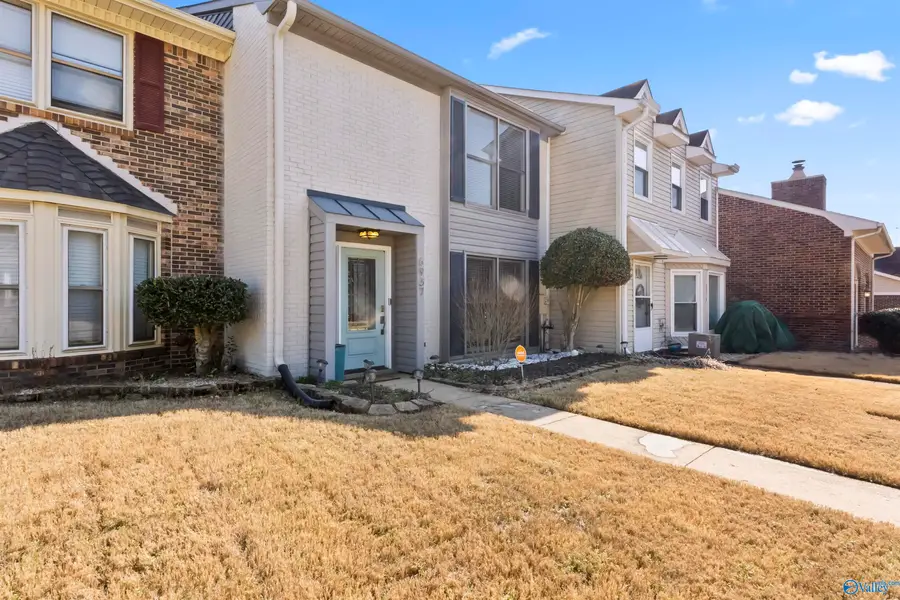 6957 Steeplechase Drive Nw, Huntsville, AL 35806 - Image #2