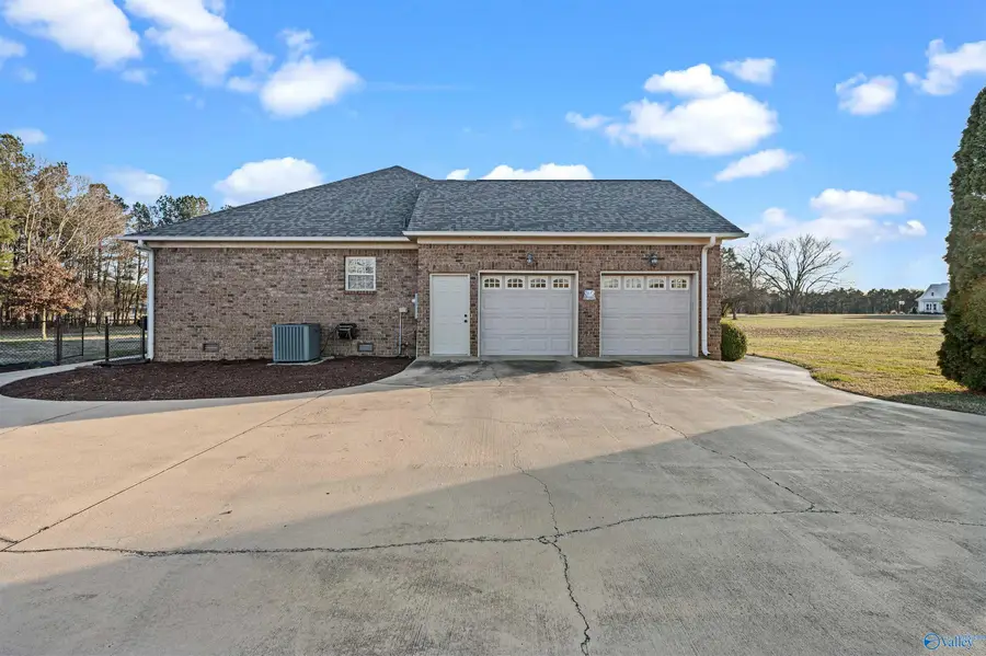 24770 Cbj Lane, Athens, AL 35613 - Image #3