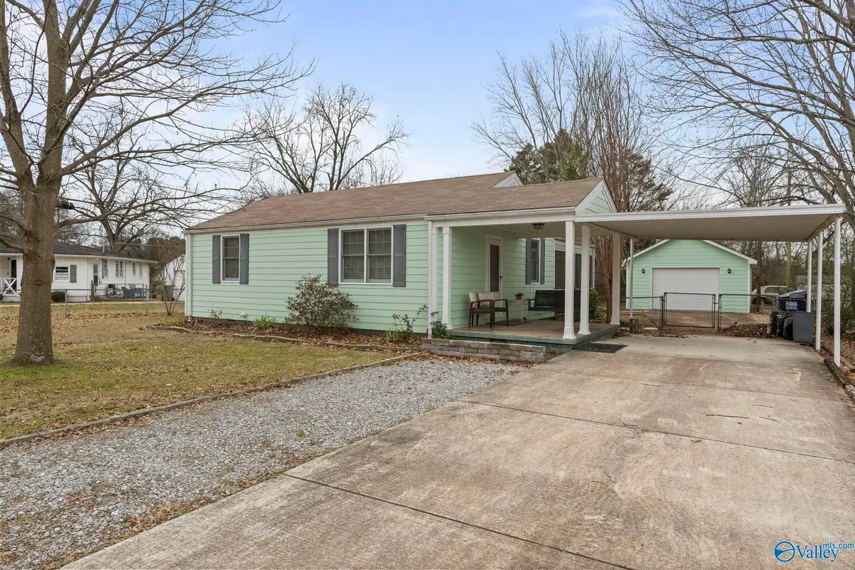 1103 Titus Street Ne, Huntsville, AL 35801 - Image #1