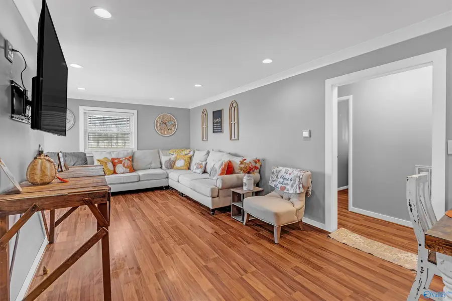 498 Rainbow Avenue Nw, Rainsville, AL 35986 - #2