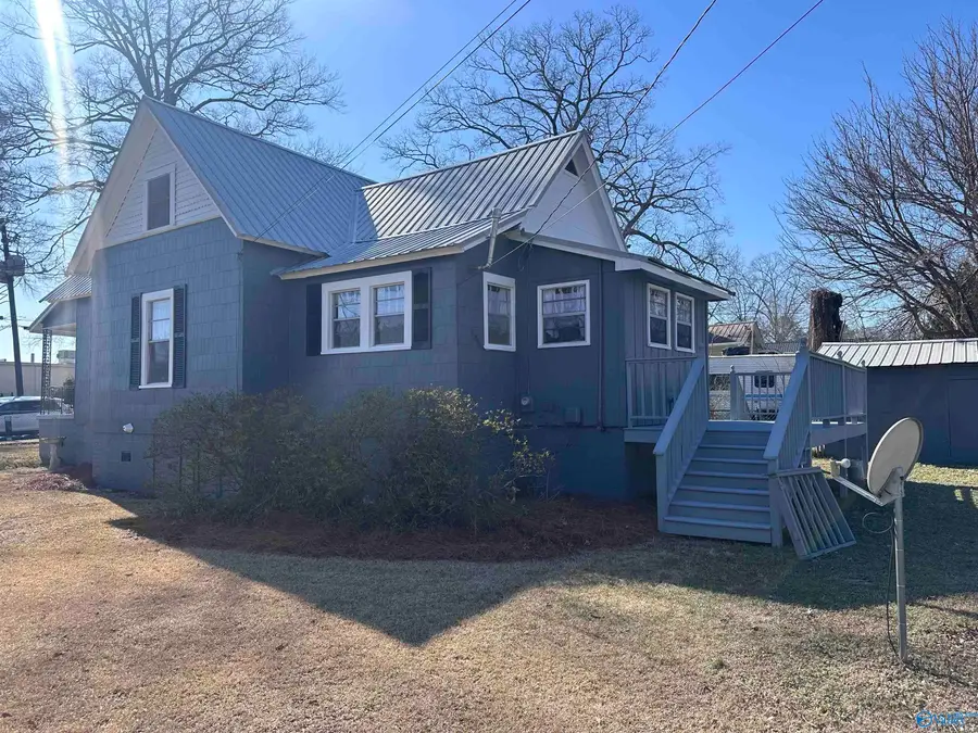 4 Lakefront Avenue, Gadsden, AL 35904 - Image #3