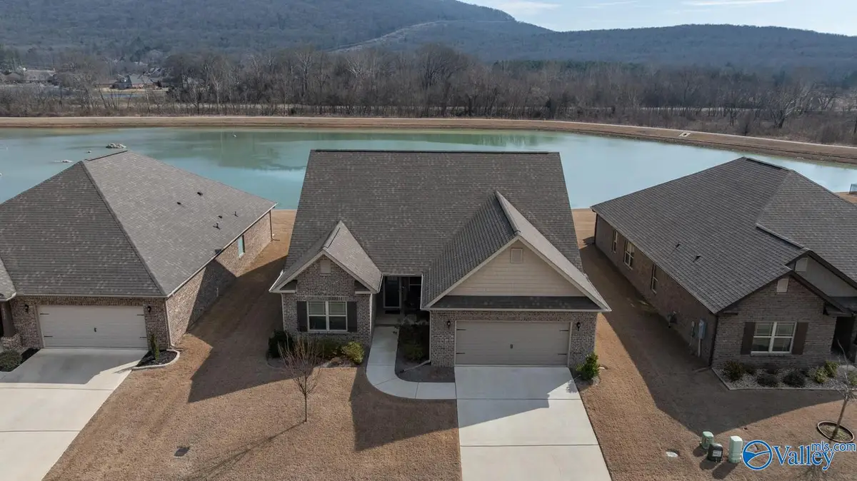 16323 Trestle Street, Huntsville, AL 35803 - Image #1