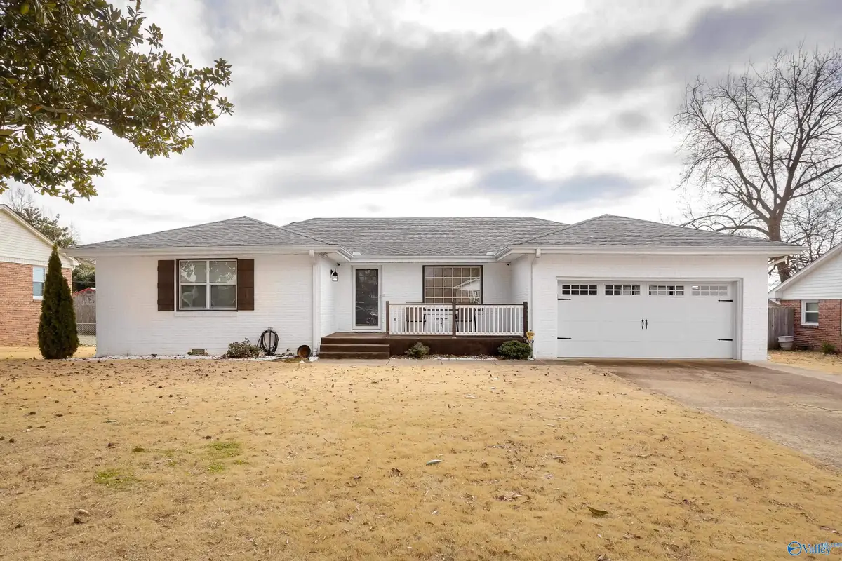 570 Hazelwood Drive, Florence, AL 35633 - #1