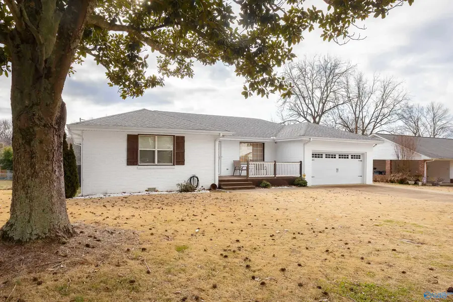 570 Hazelwood Drive, Florence, AL 35633 - #3