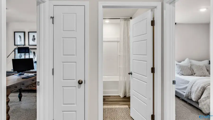 387 Jackson Point Circle #B, Huntsville, AL 35811 - #3