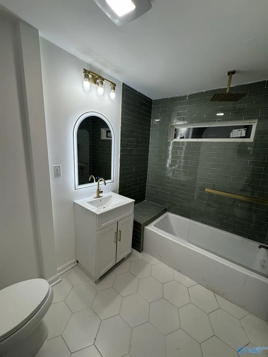 2912 2nd Avenue, Huntsville, AL 35805 - #2