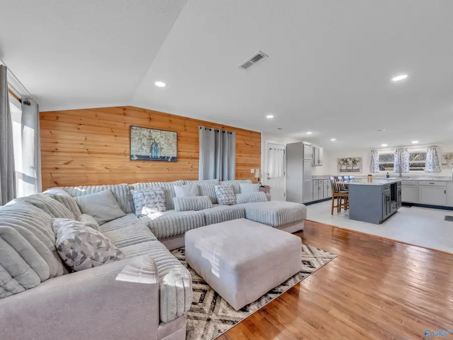 6252 County Road 72, Fyffe, AL 35971 - #2