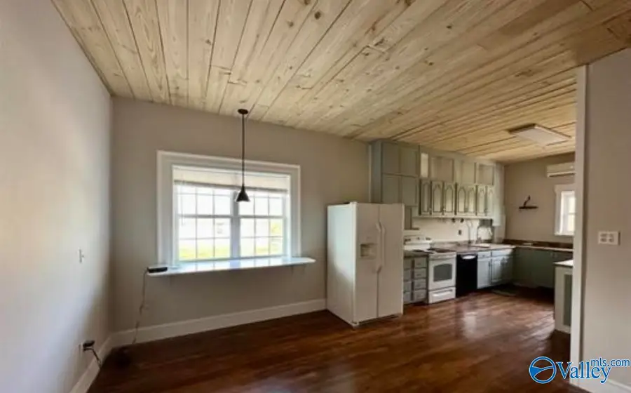 5459 S Alabama Highway 79, Guntersville, AL 35976 - #2