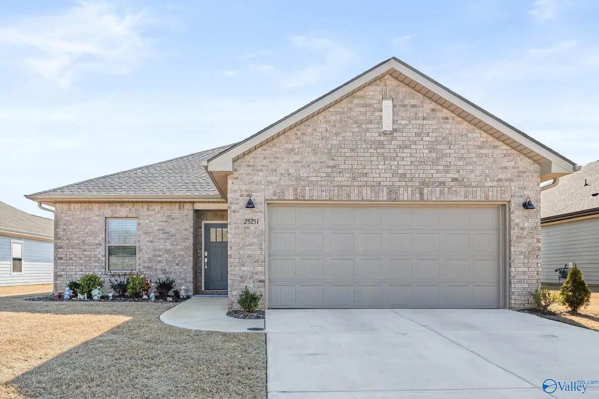 25251 Evanford Drive, Athens, AL 35613 - Image #1