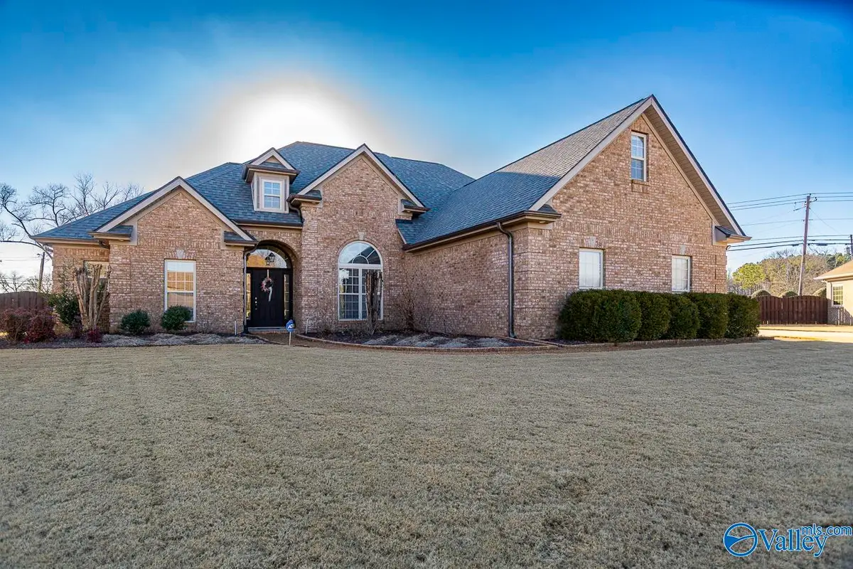 25166 Castlebury Drive, Athens, AL 35613 - Image #1