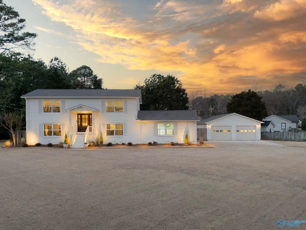 7224 Statton Drive Se, Huntsville, AL 35802 - #1