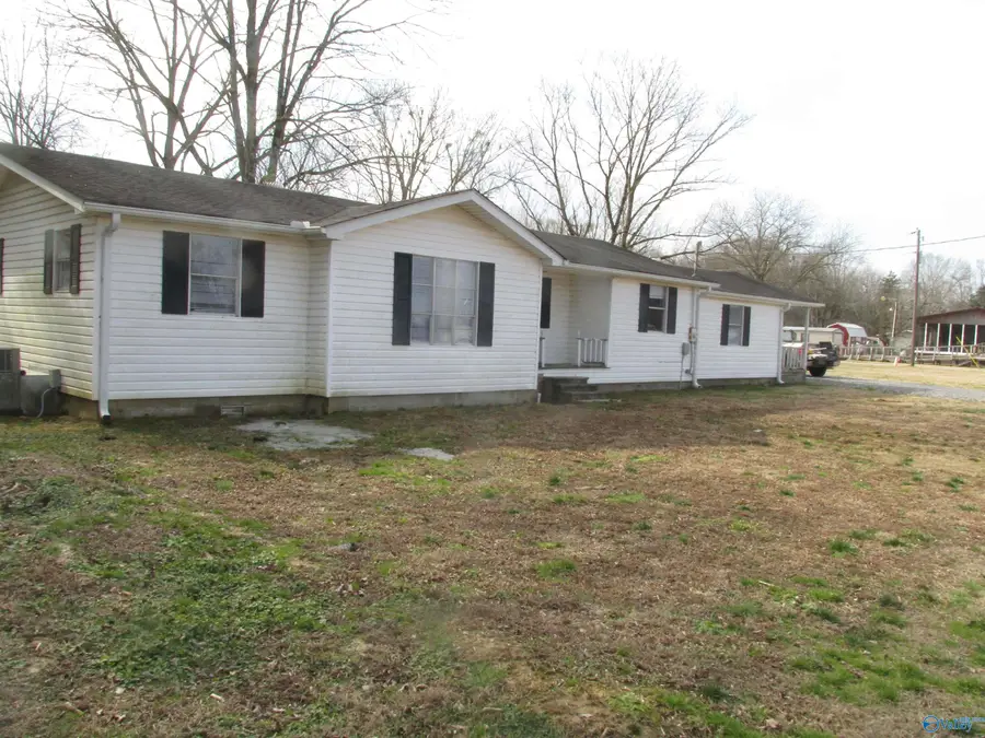 1452 Cave Spring Road, Owens Cross Roads, AL 35763 - #2