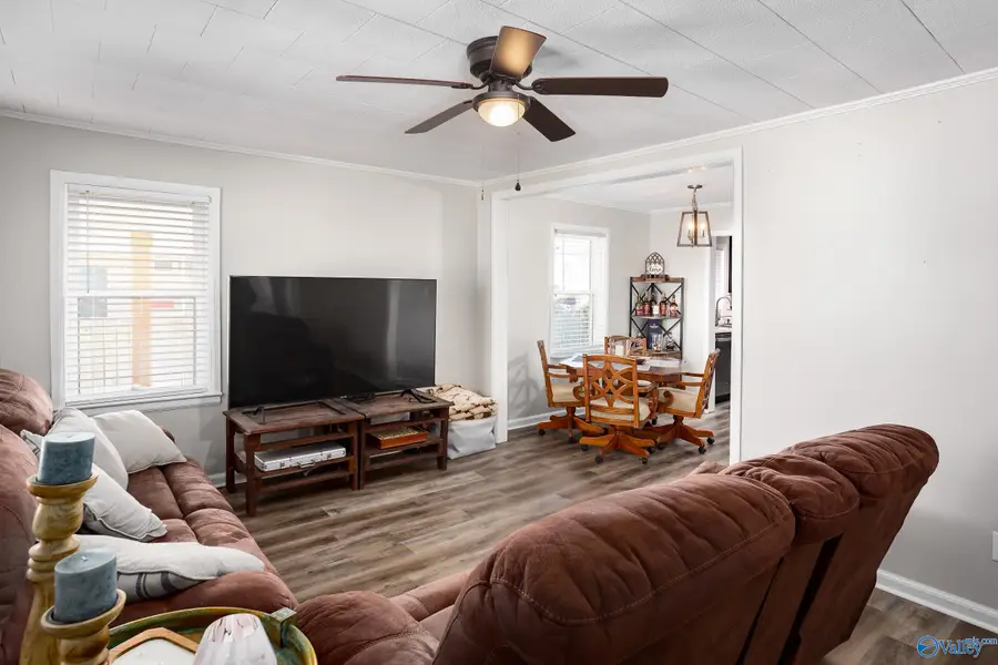 1014 N Commons Street E, Tuscumbia, AL 35674 - #3