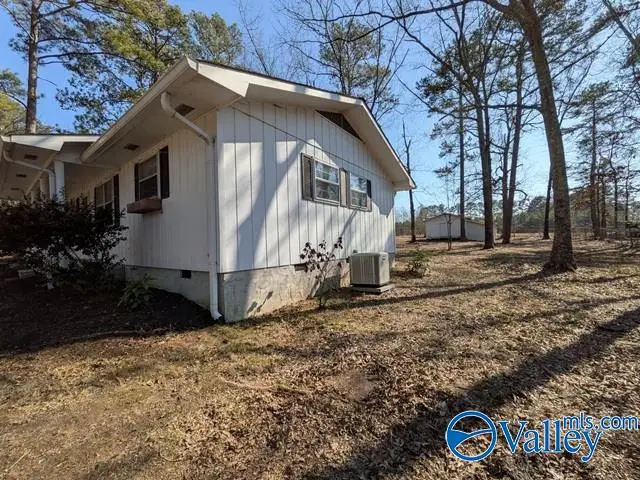 1022 Lindsey Drive, Centre, AL 35960 - #3