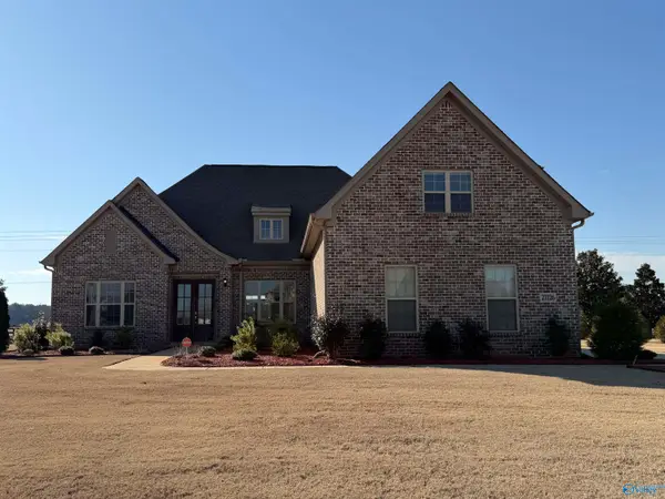 27126 Leeta Lane, Athens, AL 35613