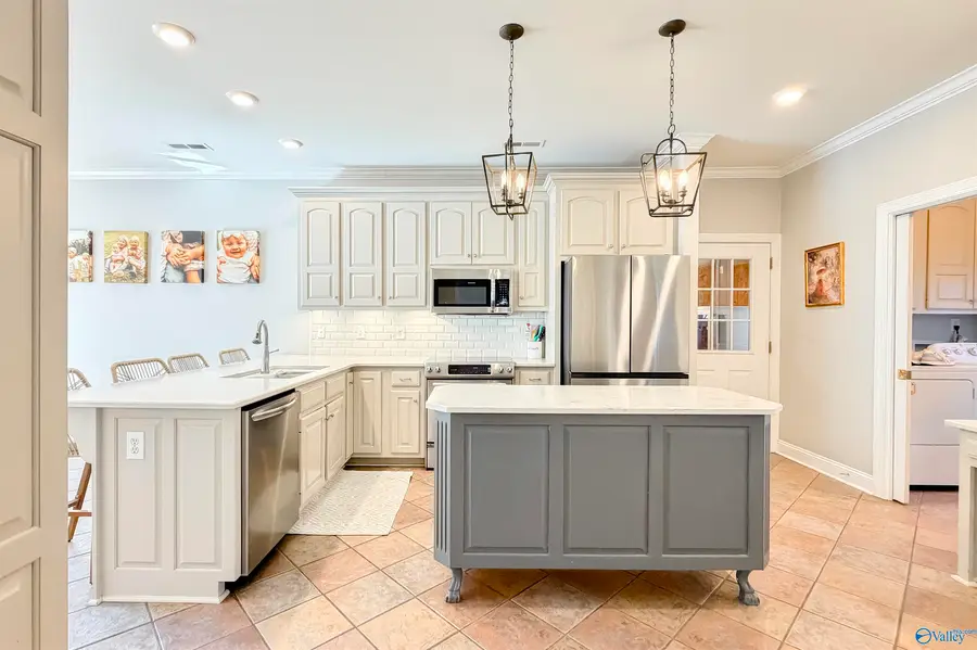 2820 Summerwind Drive Se, Decatur, AL 35603 - #3