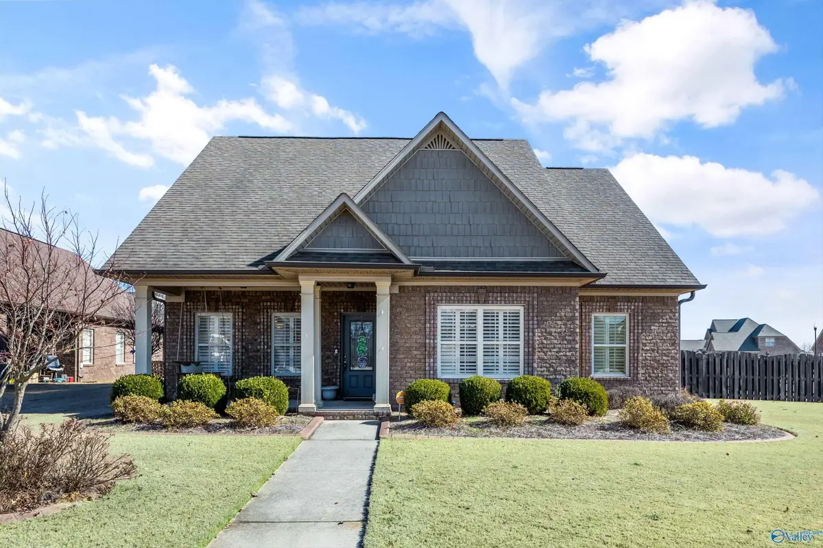 17342 Chinaberry Road, Athens, AL 35613 - Image #1