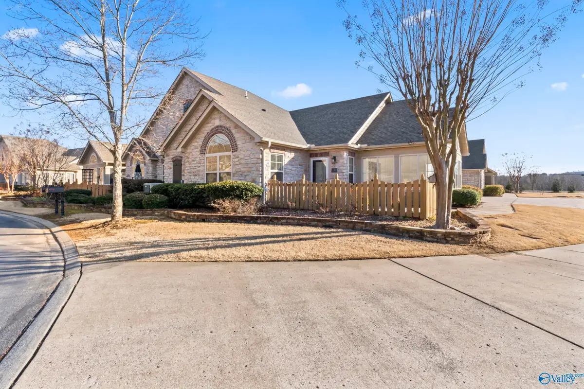 28 Laurel Lane, Brownsboro, AL 35741 - #1