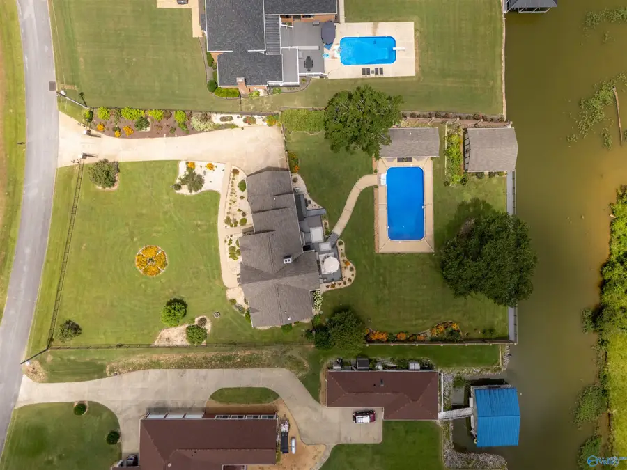 383 B Meadow Wood Road, Gadsden, AL 35901 - #2