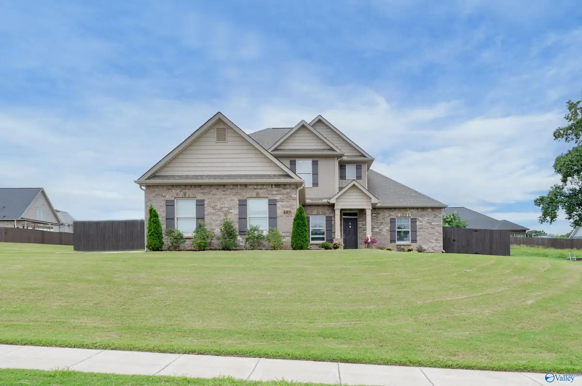 107 Fowler Creek Way, Hazel Green, AL 35750 - #1